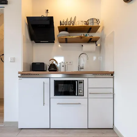 Altstadt Aparthotel 3*